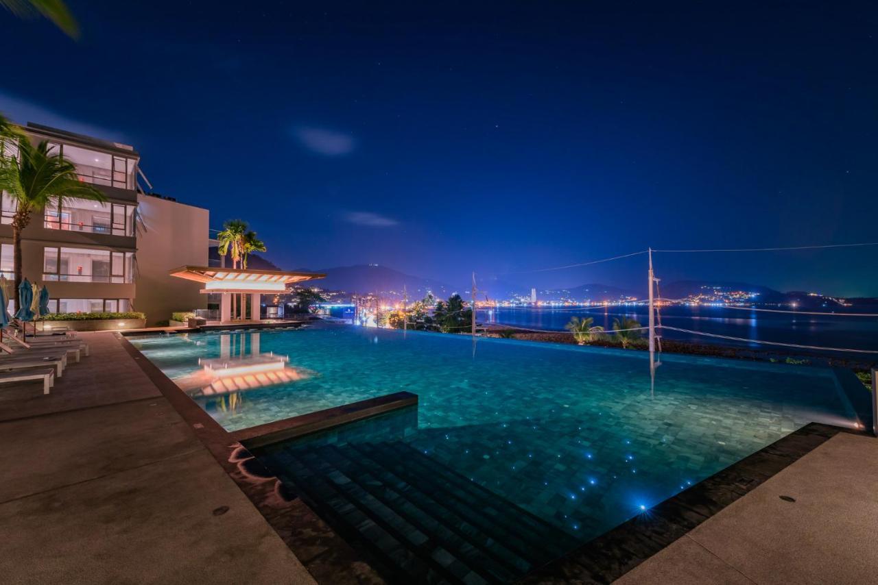 Oceanfront Beach Resort - Sha Extra Plus Patong المظهر الخارجي الصورة The swimming pool at The View