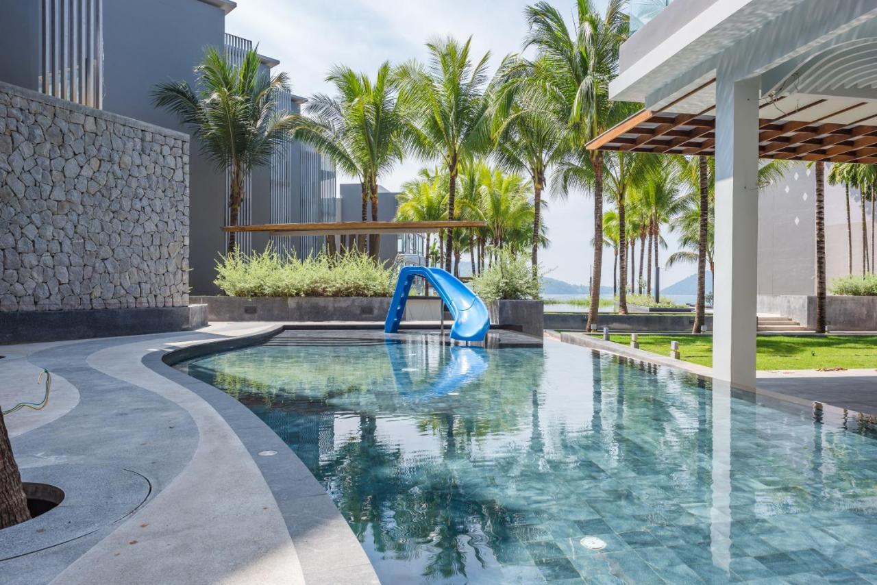 Oceanfront Beach Resort - Sha Extra Plus Patong المظهر الخارجي الصورة The swimming pool at the resort