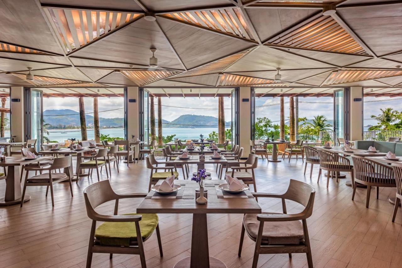 Oceanfront Beach Resort - Sha Extra Plus Patong المظهر الخارجي الصورة The Deck